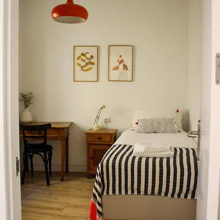 El 8 De Serranos - 1º - Casa Con Garaje Appartement León