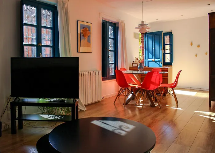 El 8 De Serranos - 1º - Casa Con Garaje *